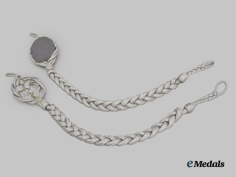 germany,_third_reich._a_lot_of_two_marksmanship_lanyards-_both_grades1___m_n_c5480