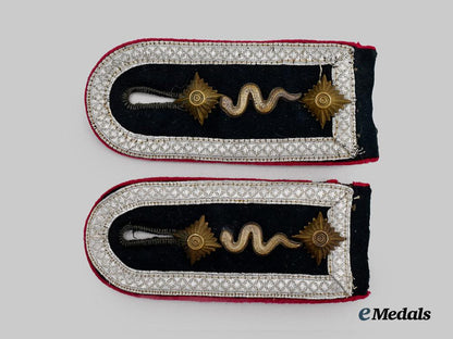 germany,_heer._a_set_of_veterinary_oberfeldwebel_shoulder_straps___m_n_c5496