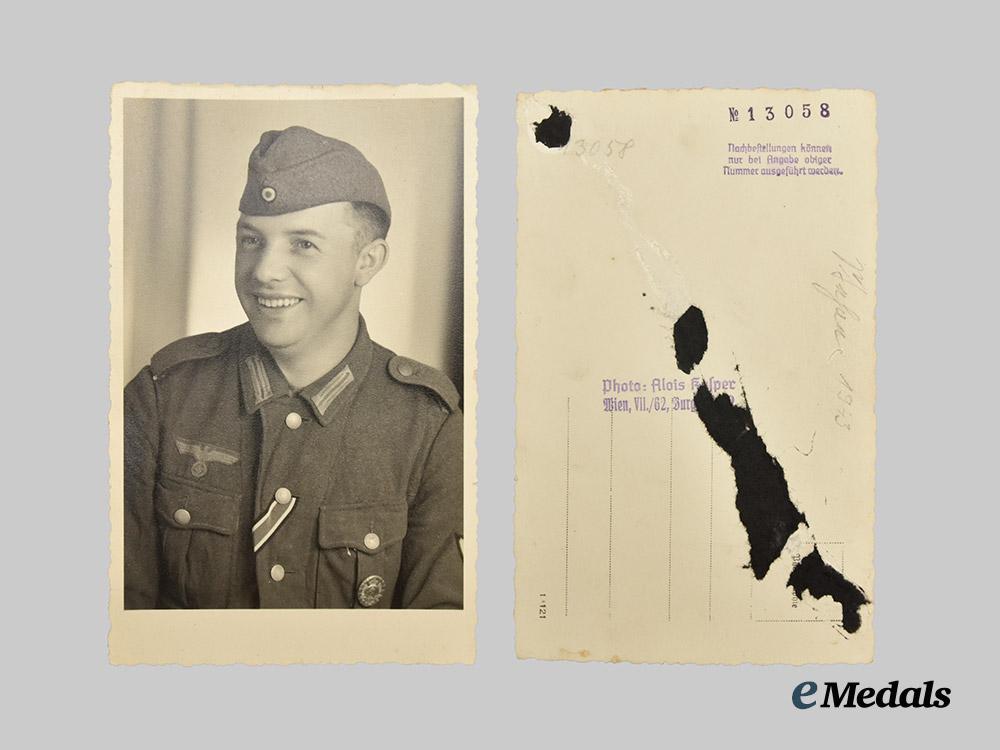 germany,_heer._a1939_iron_cross_i_i_class,_with_award_documents_and_photo,_to_gefreiter_stefan_brunner___m_n_c5502