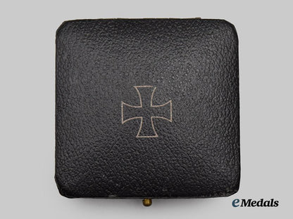 germany,_wehrmacht._a1939_iron_cross_i_class,_double-_marked_version_with_case,_by_steinhauer&_lück___m_n_c5505