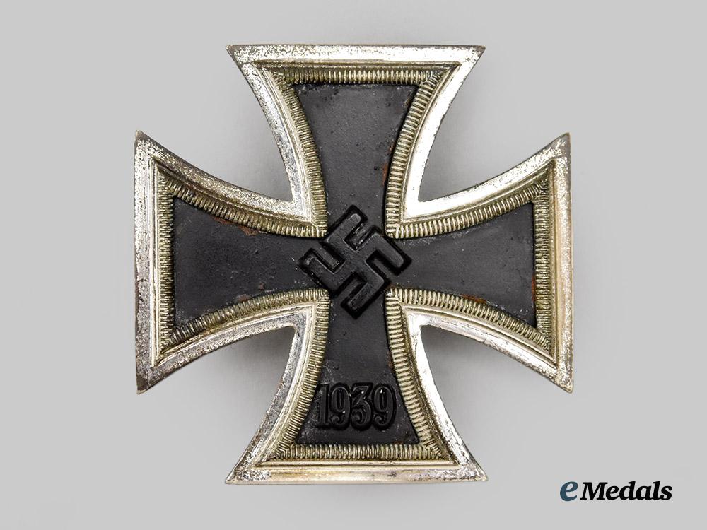 germany,_wehrmacht._a1939_iron_cross_i_class,_double-_marked_version_with_case,_by_steinhauer&_lück___m_n_c5509