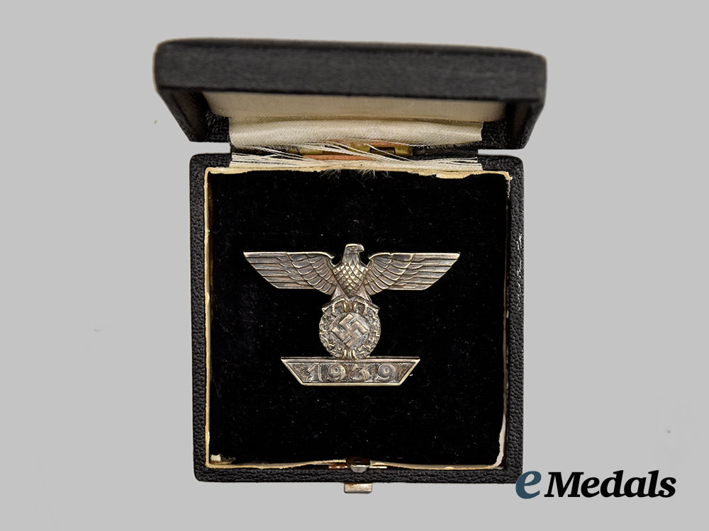 germany,_wehrmacht._a1939_clasp_to_the_iron_cross_i_class,_type_i_i_with_case,_by_an_unknown_maker___m_n_c5510