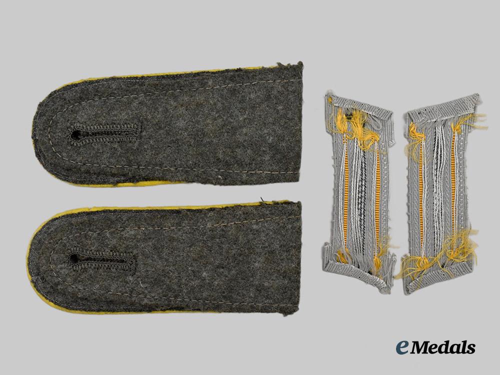 germany,_heer._a_set_of_signals_unterfeldwebel_rank_insignia___m_n_c5521
