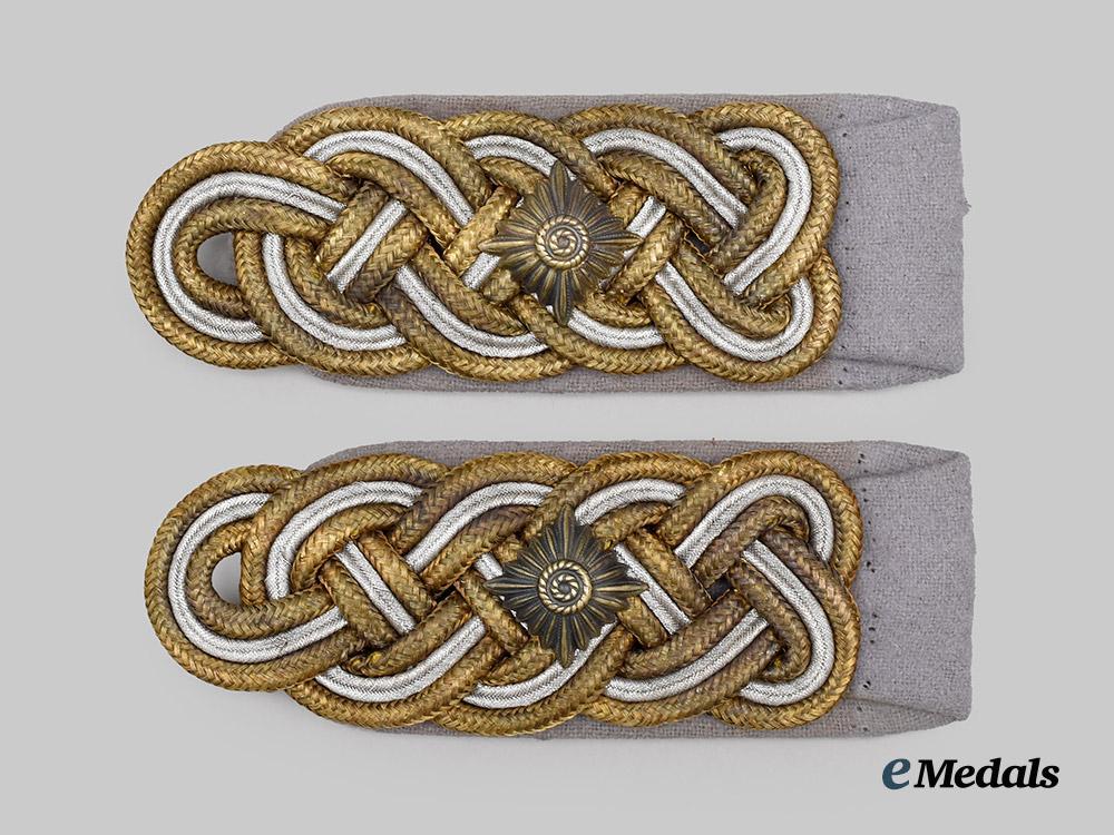 germany,_s_s._a_set_of_waffen-_s_s_gruppenführer_shoulder_boards___m_n_c5528