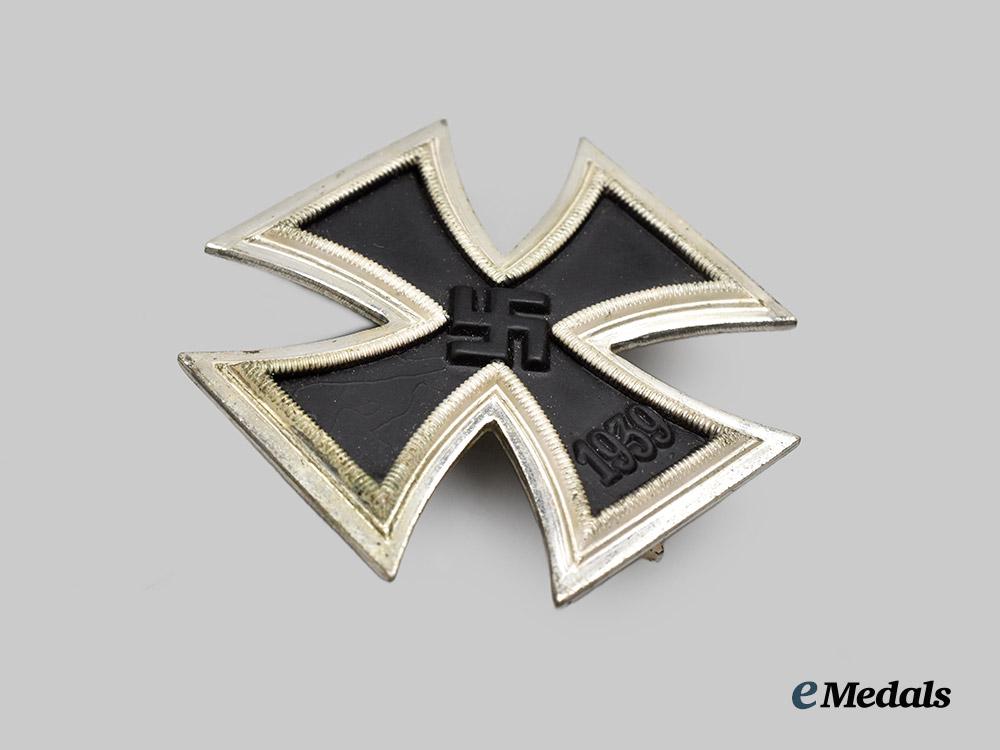 germany,_wehrmacht._a_mint1939_iron_cross_i_class,_by_steinhauer&_lück___m_n_c5538