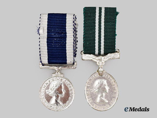 two_miniature_medals___m_n_c5551