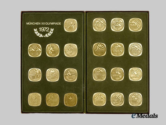 canada,_commonwealth._a1972_canadian_olympic_association_medal_set___m_n_c5579