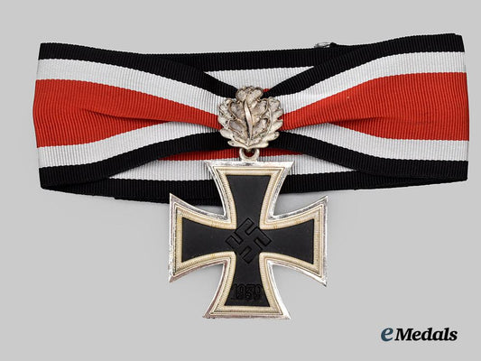 german,_federal_republic._a_knight’s_cross_of_the_iron_cross_with_oak_leaves,_early_exhibition_example_by_steinhauer&_lück___m_n_c5590
