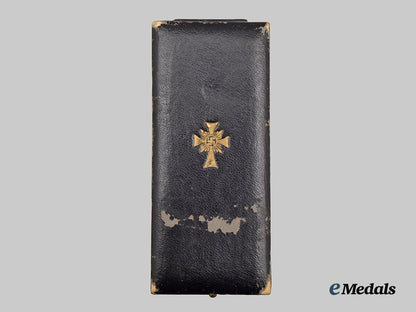 germany,_third_reich._an_honour_cross_of_the_german_mother,_gold_grade_with_case,_by_c._f._zimmermann___m_n_c5591