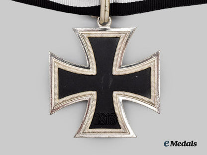 german,_federal_republic._a_knight’s_cross_of_the_iron_cross_with_oak_leaves,_early_exhibition_example_by_steinhauer&_lück___m_n_c5593