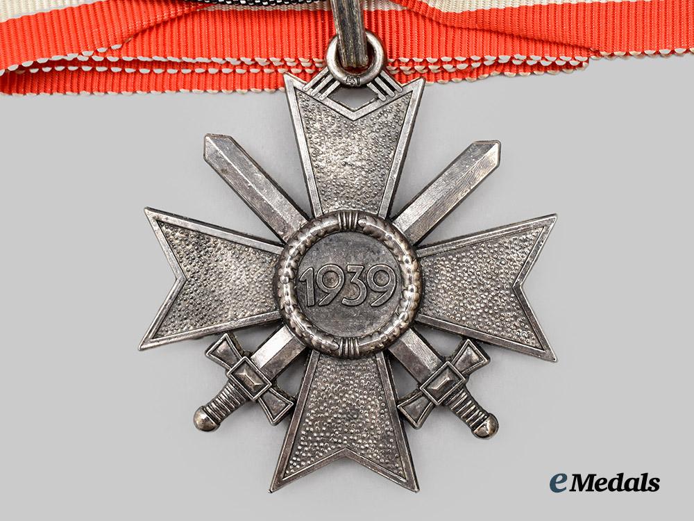germany,_federal_republic._a_knight’s_cross_of_the_war_merit_cross_with_swords,1957_version___m_n_c5601