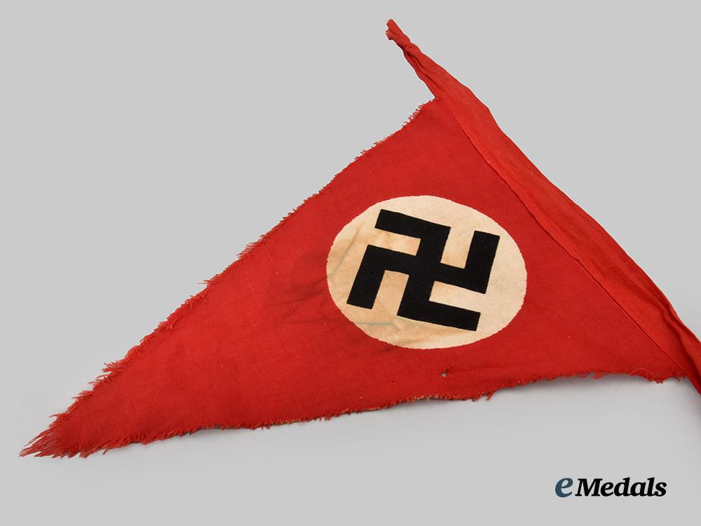 germany,_n_s_d_a_p._a_pair_of_party_pennant_strings___m_n_c5627