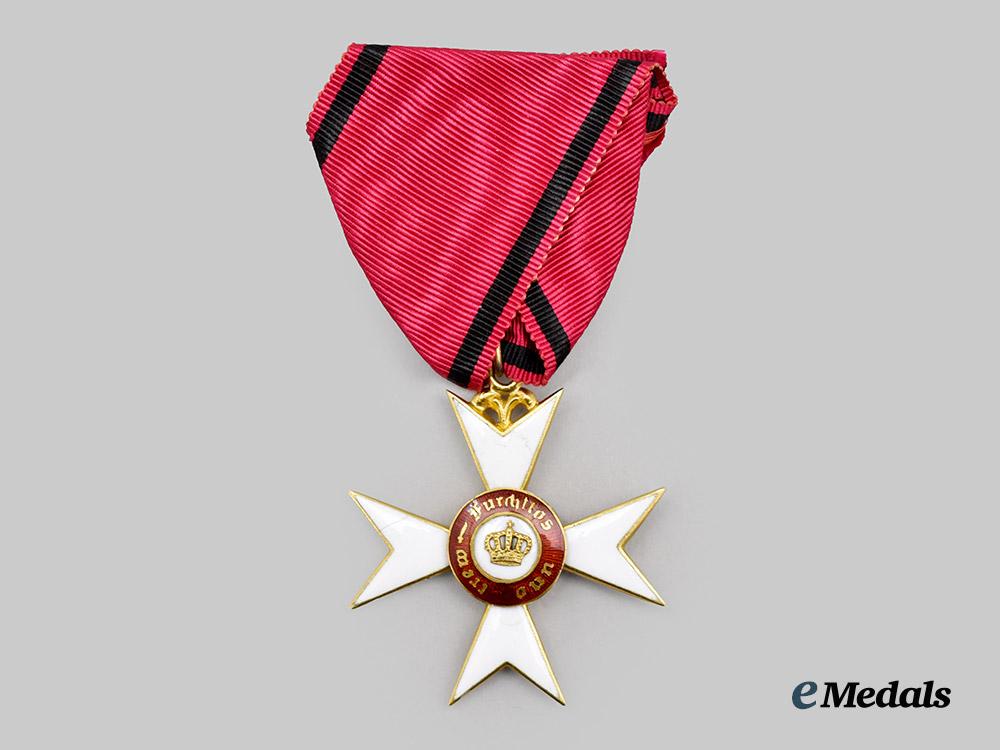 württemberg,_kingdom._an_order_of_the_württemberg_crown,_knight’s_cross_with_case,_c.1916___m_n_c5650