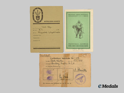 germany,_third_reich._a_lot_of_civilian_and_military_service_documents___m_n_c5669