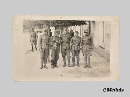 international._a_lot_of_second_war_photographs___m_n_c5672