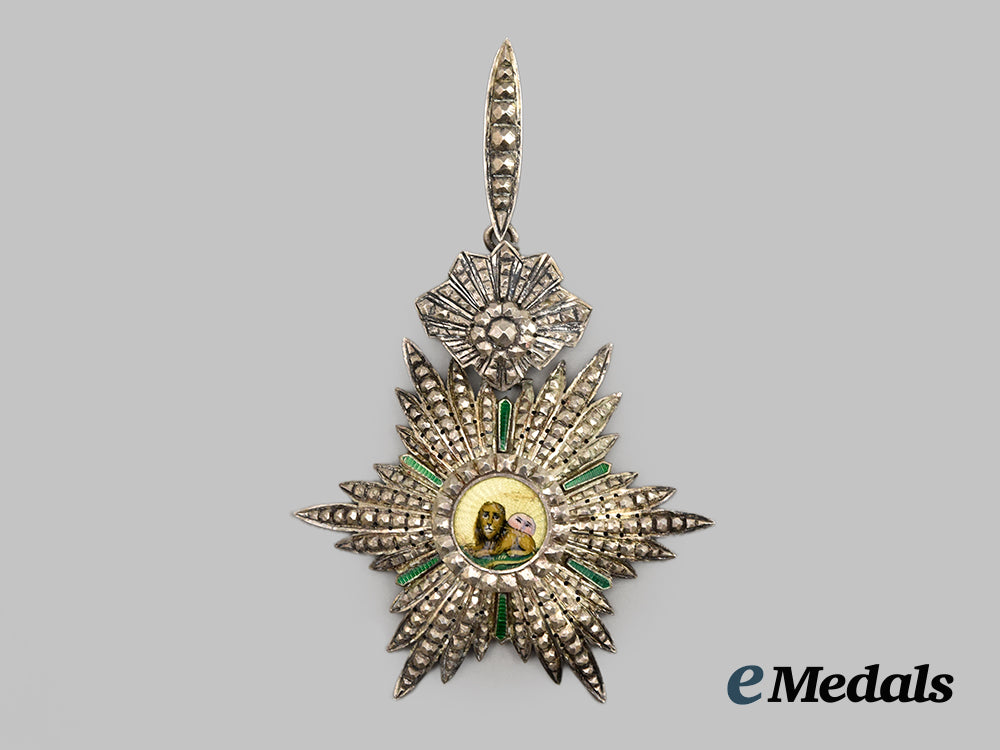 iran,_qajar._an_order_of_the_lion_and_the_sun_i_class_grand_cordon_with_breast_star,_c.1910___m_n_c5676