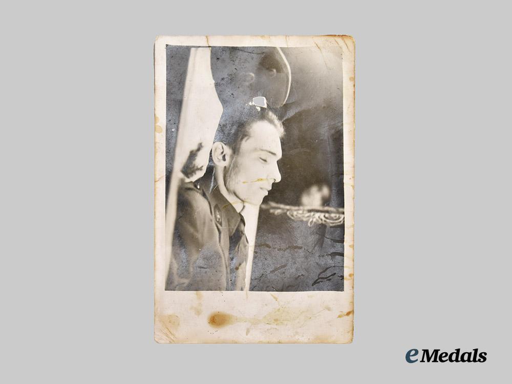 international._a_lot_of_second_war_photographs___m_n_c5679