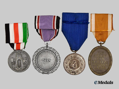 germany,_third_reich._a_mixed_lot_of_awards_for_civil_and_military_service___m_n_c5688
