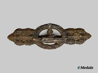 germany,_kriegsmarine._a_u-_boat_front_clasp,_bronze_grade,_by_schwerin&_sons___m_n_c5709