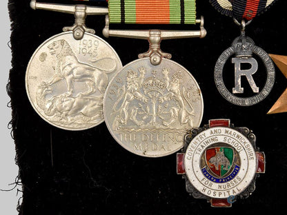 united_kingdom._the_awards_of_second_war_nurse,_joan_reece___m_n_c5714