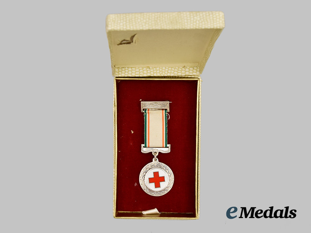 irish,_republic._a_red_cross_president’s_medal,_c.1959___m_n_c5717