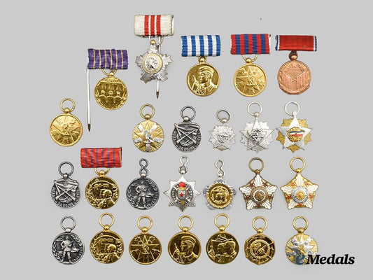 international._a_lot_of_yugoslavian_and_soviet_order_miniatures___m_n_c5738