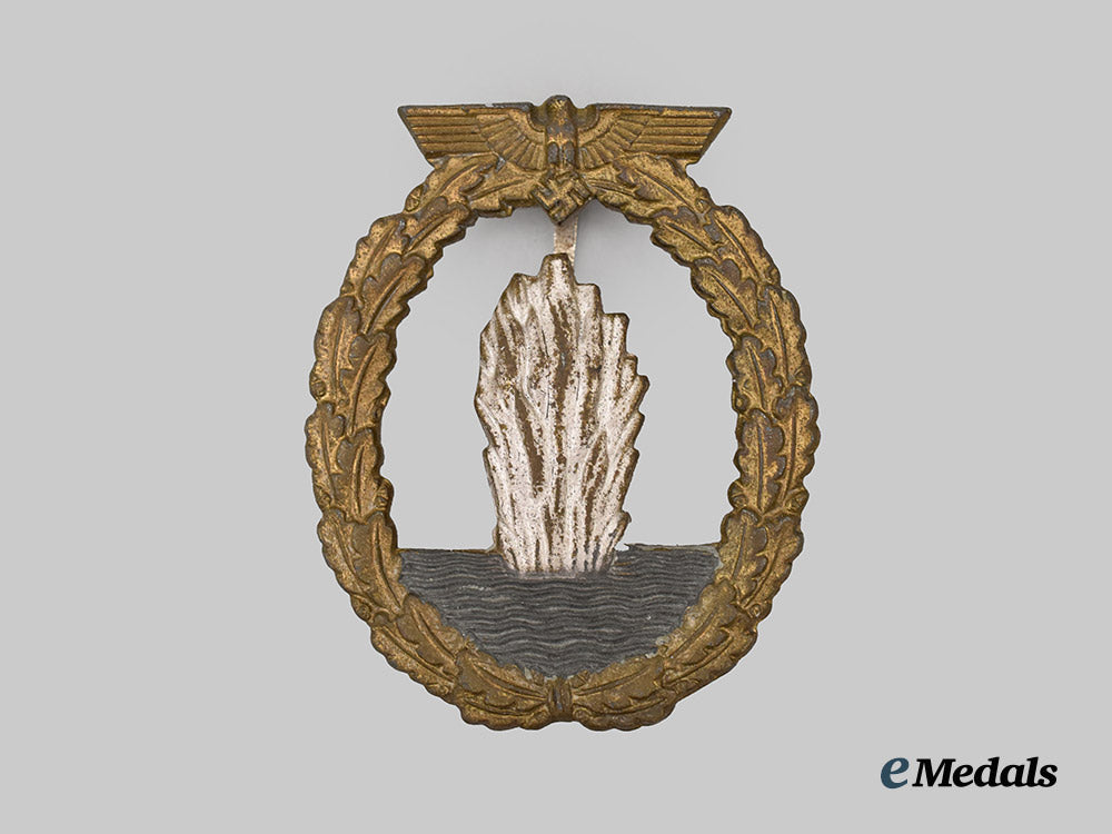 germany,_kriegsmarine._a_minesweeper_war_badge,_variant_i,_by_wilhelm_hobacher___m_n_c5742