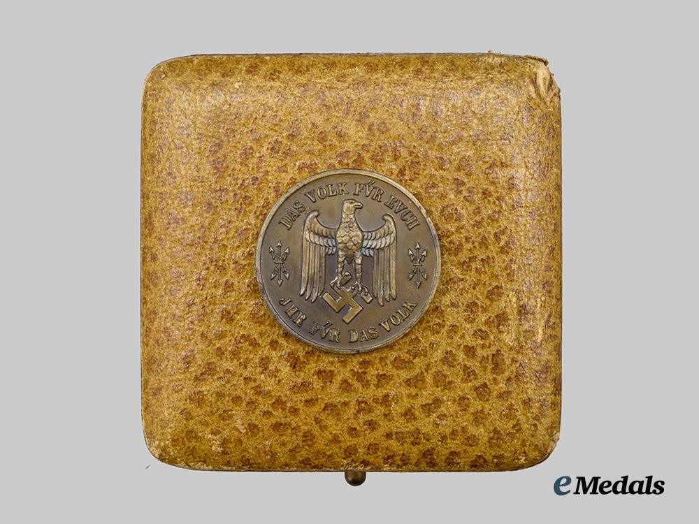 germany,_heer._a1936_nachrichten-_abteilung10_deployment_medallion,_with_case___m_n_c5771