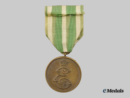 saxe-_altenburg,_duchy._a_bravery_medal_in_bronze,_with_case___m_n_c5788