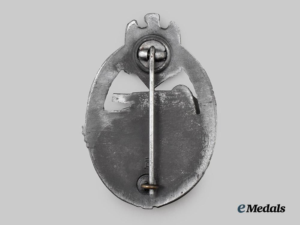 germany,_wehrmacht._a_panzer_assault_badge,_silver_grade___m_n_c5794