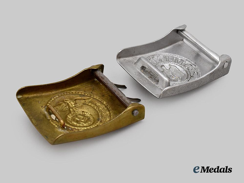 germany,_third_reich._a_pair_of_belt_buckles_for_military_and_political_personnel___m_n_c5806