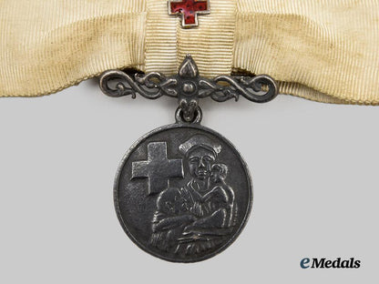 thailand,_kingdom._a_red_cross_medal_of_appreciation_for_women,_i_i_class_silver_grade___m_n_c5836