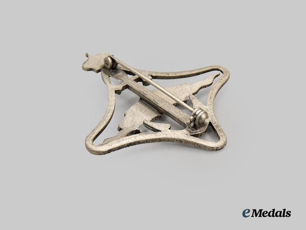italy,_fascist_state._a_royal_navy_battle_ships_war_navigation_badge,2nd_class___m_n_c5844