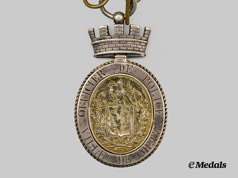 france,_napoleonic_kingdom._a_metz_constabulary_collar_with_medallion,_c.1805___m_n_c5875