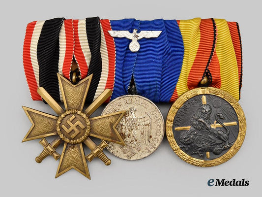 germany,_wehrmacht._a_medal_bar_for_second_world_war_and_condor_legion_service___m_n_c5891