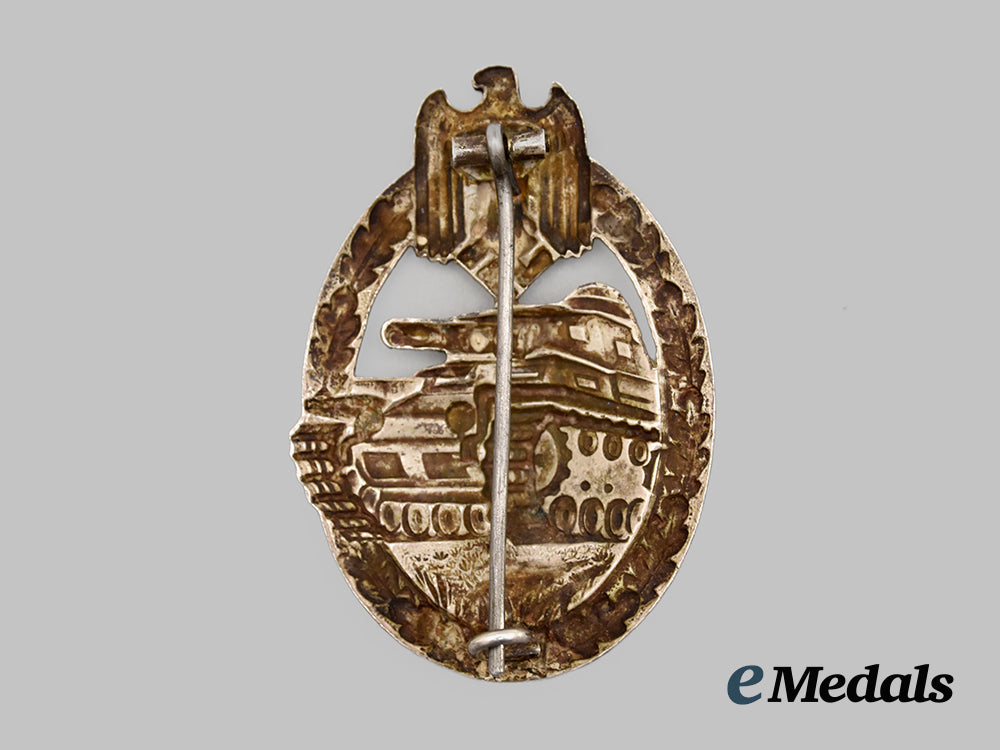 germany,_wehrmacht._a_panzer_assault_badge,_silver_grade,_by_c._e._juncker___m_n_c5896