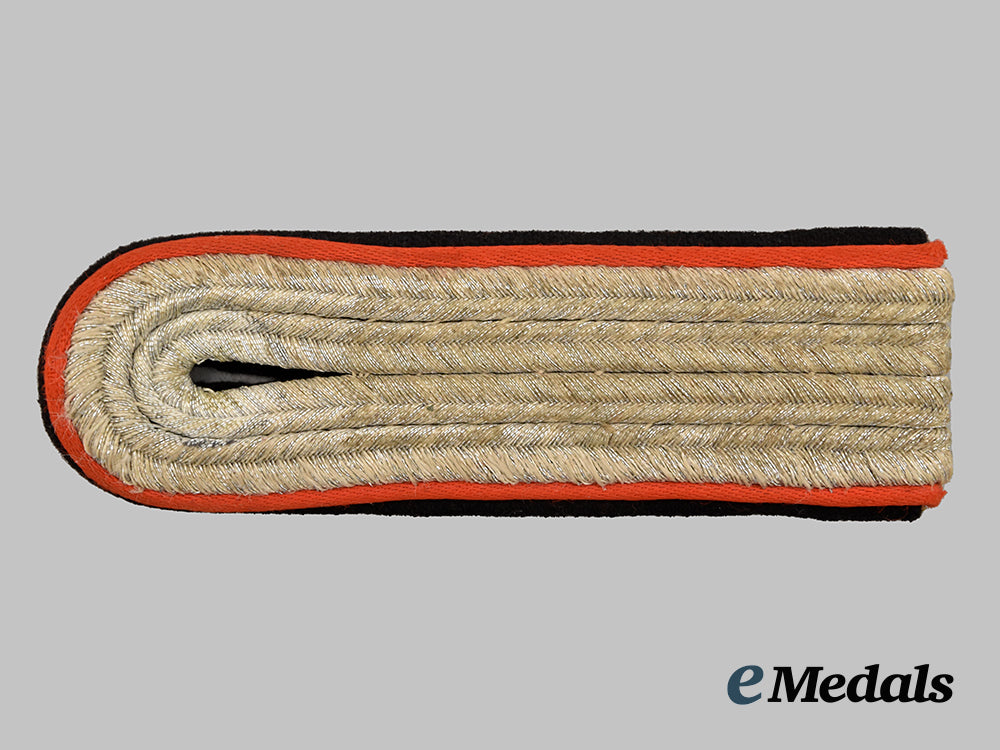 germany,_s_s._a_waffen-_s_s_flak/_artillery_untersturmführer_shoulder_board___m_n_c5937