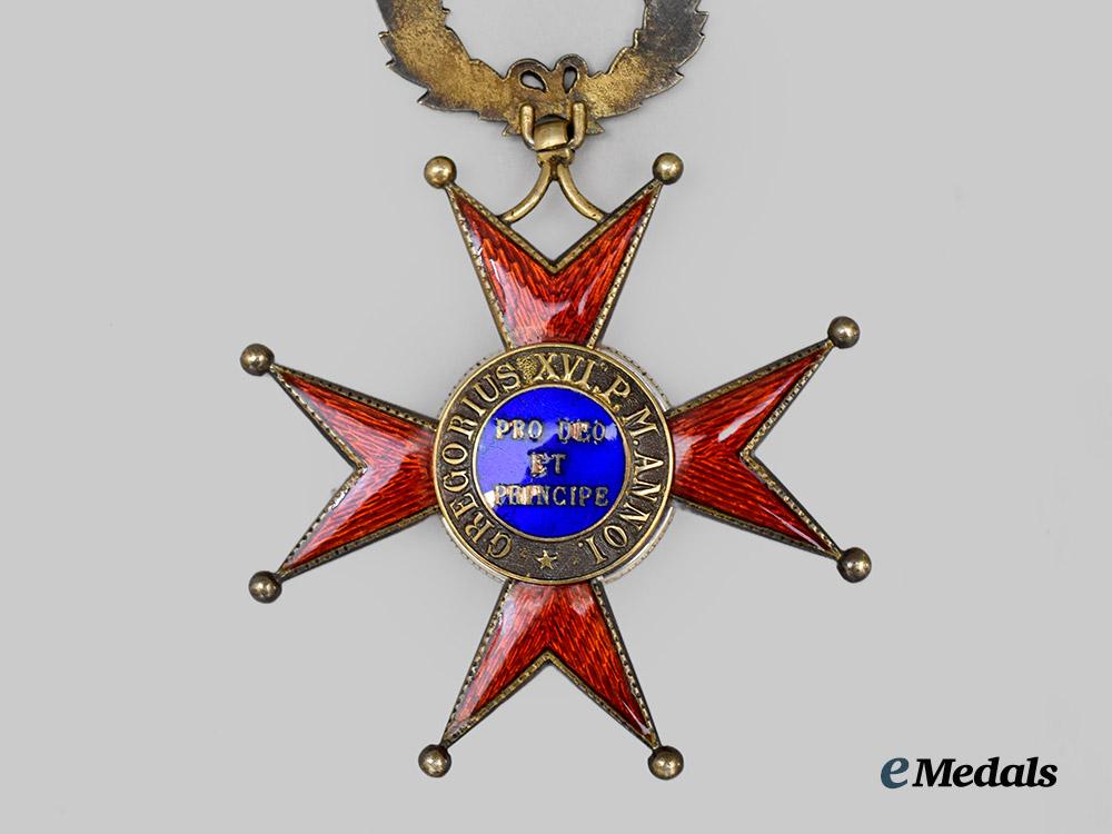 vatican,_holy_see._a_lot_of_three_orders_of_st._gregory_the_great_for_civil_merit___m_n_c5945-_recovered
