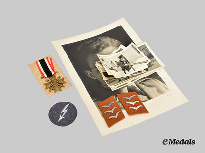 germany,_luftwaffe._a_mixed_lot_of_awards,_insignia,_and_photos___m_n_c5991