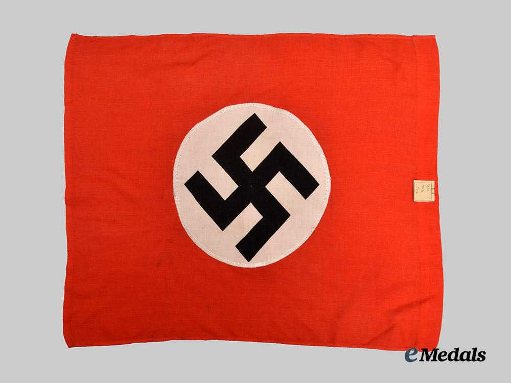 germany,_third_reich._a_mint_national_flag___m_n_c6031