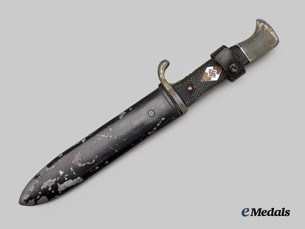 germany,_h_j._a_member’s_knife,_late-_issue_unmarked_version___m_n_c6054