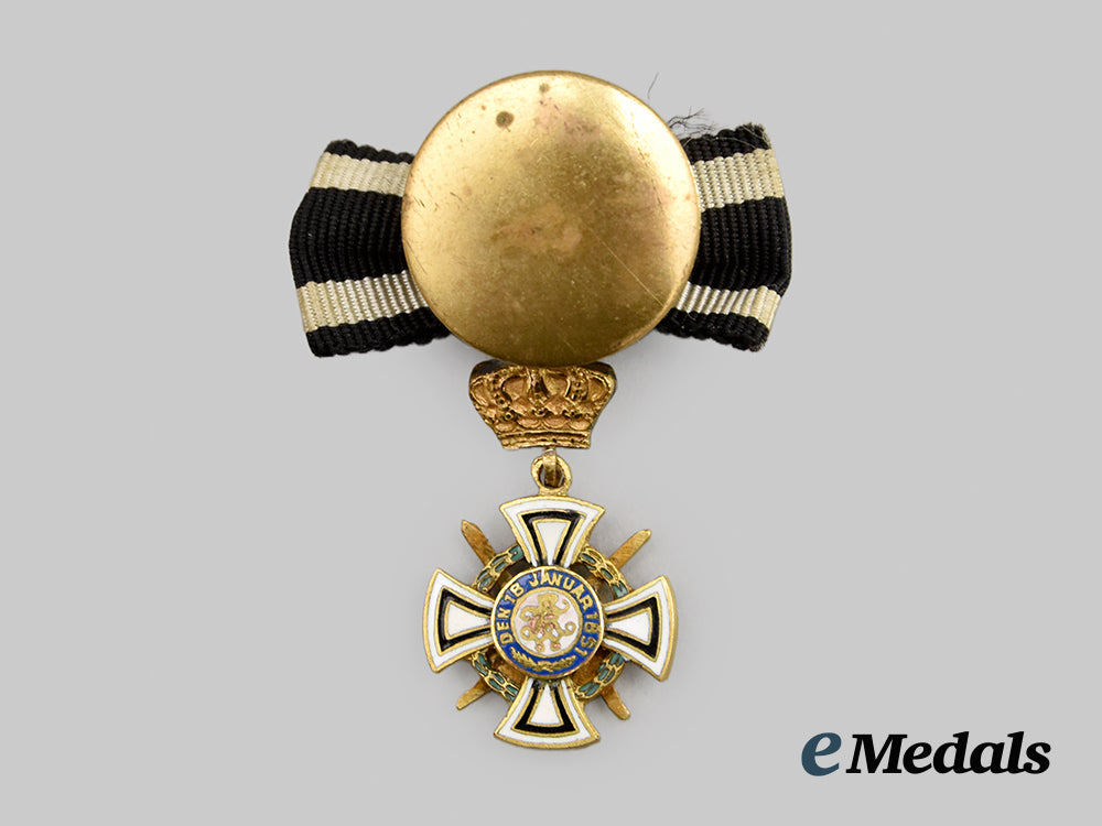prussia,_kingdom._a_royal_house_order_of_hohenzollern,_military_division_knight’s_cross_miniature_with_case,_by_carl_buchwald___m_n_c6089