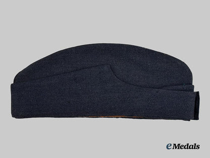 canada,_commonwealth._a_royal_canadian_air_force_wedge_cap_belonging_to_flight_lieutenant_edward_a._tribe___m_n_c6090
