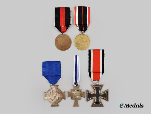 germany,_third_reich._a_mixed_lot_of_awards_for_military_and_civil_service___m_n_c6115