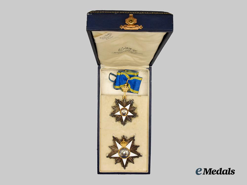 egypt,_kingdom._an_order_of_the_nile,_grand_officer_set_by_lattes,_in_gold,_c.1928___m_n_c6118