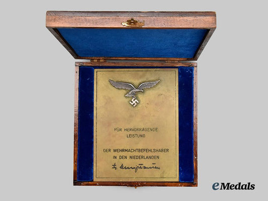 germany,_luftwaffe._a_meritorious_service_plaque,_netherlands_district_with_case,_by_imme&_sohn___m_n_c6121