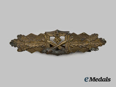 Germany, Wehrmacht. A Close Combat Clasp, Bronze Grade, by A.G.M.u.K.