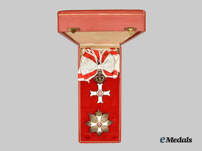 international._a_sovereign_military_hospitaller_order_of_saint_john_of_jerusalem_grand_cross_set,_c.1950___m_n_c6158