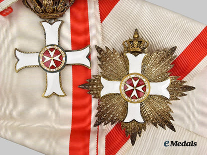 international._a_sovereign_military_hospitaller_order_of_saint_john_of_jerusalem_grand_cross_set,_c.1950___m_n_c6162