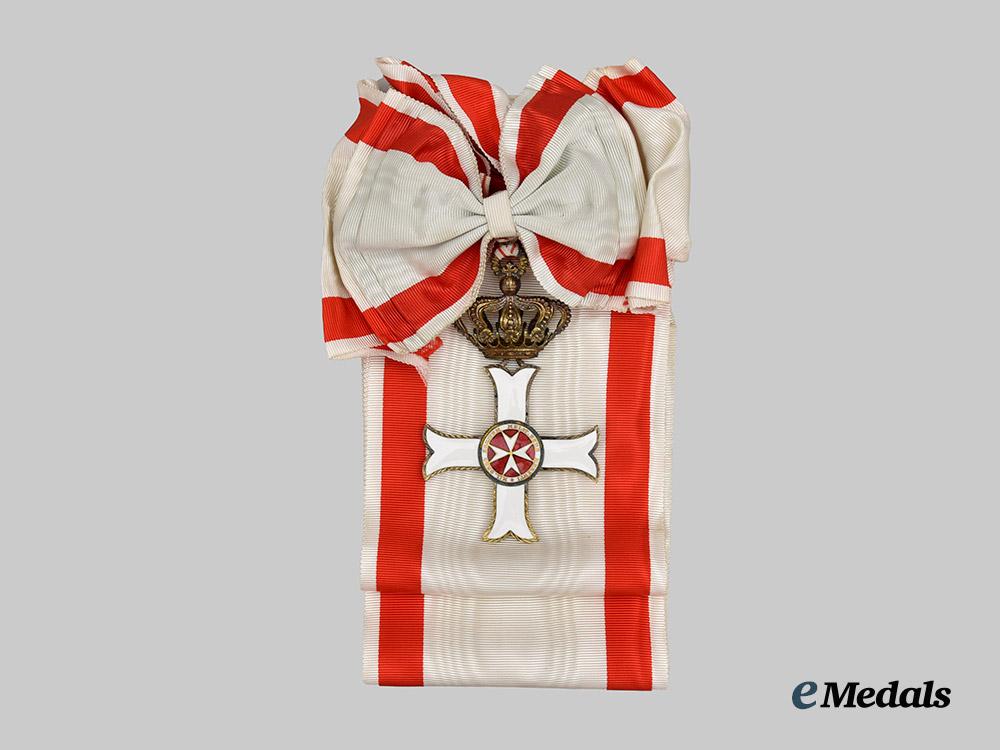 international._a_sovereign_military_hospitaller_order_of_saint_john_of_jerusalem_grand_cross_set,_c.1950___m_n_c6164